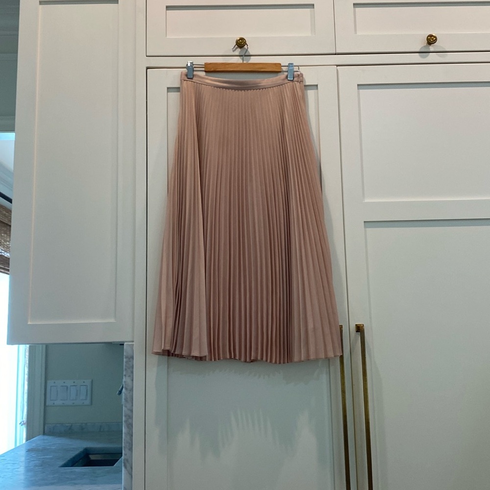 Club monaco midi pleated pink skirt size 6